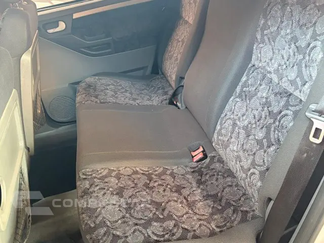 MERIVA - 1.8 MPFI MAXX 8V 4P MANUAL