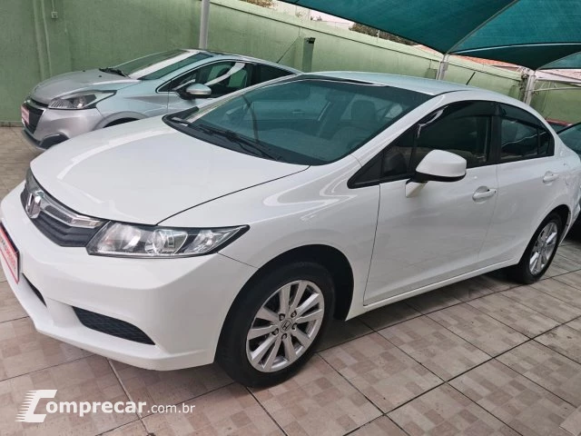 CIVIC - 1.8 LXS 16V 4P AUTOMÁTICO