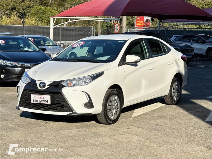 YARIS 1.5 16V FLEX SEDAN XL LIVE MULTIDRIVE