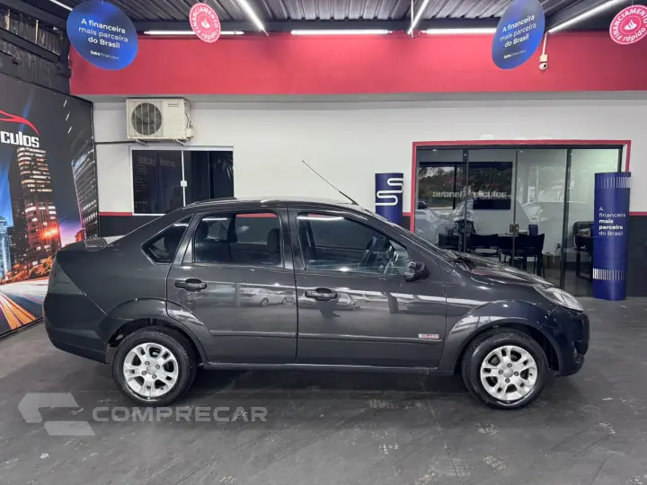 Fiesta Sedan 1.6