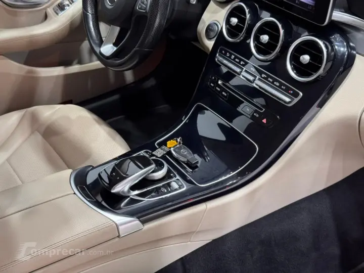 C 180 1.6 CGI 16V TURBO FLEX 4P AUTOMÁTICO