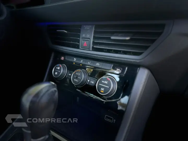 JETTA 1.4 250 TSI R-line