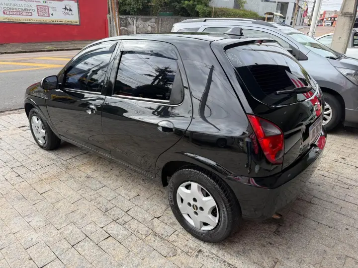 CELTA 1.0 MPFI LT 8V