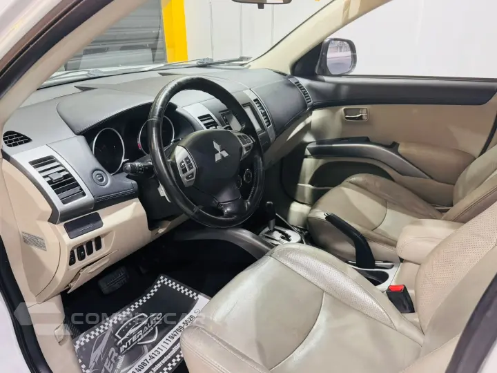 OUTLANDER 3.0 GT 4X4 V6 24V