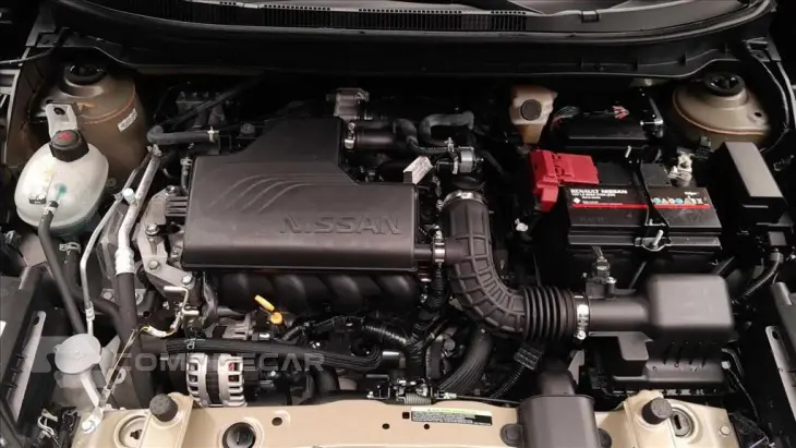 KICKS PLAY 1.6 16V FLEXSTART SENSE XTRONIC