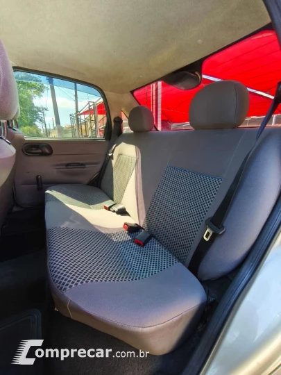 Classic Sedan 1.0 4P VHCE FLEX LS
