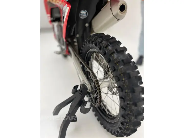 MC 450F