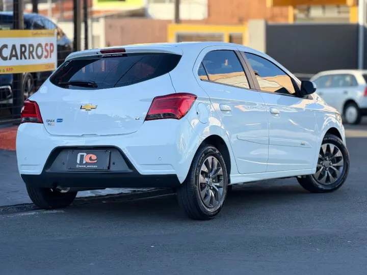 ONIX HATCH LT 1.4 8V FlexPower 5p Aut.