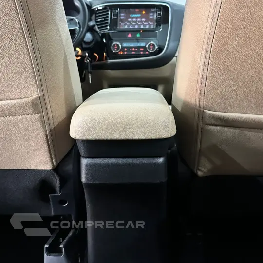 OUTLANDER 2.2 165cv Diesel Aut.