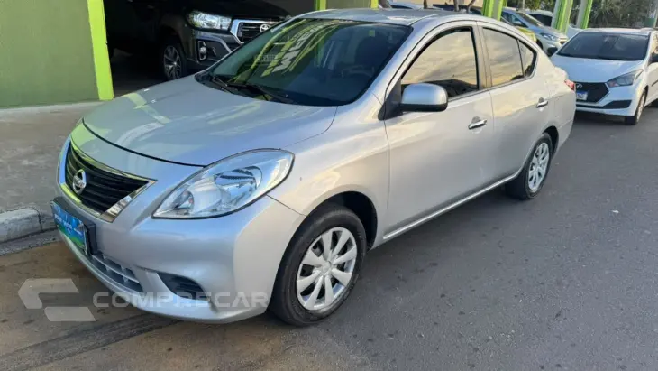 Versa Sedan 1.6 16V 4P FLEX SL
