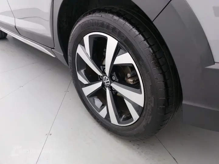 NIVUS 1.0 200 TSI TOTAL FLEX HIGHLINE AUTOMÁTICO