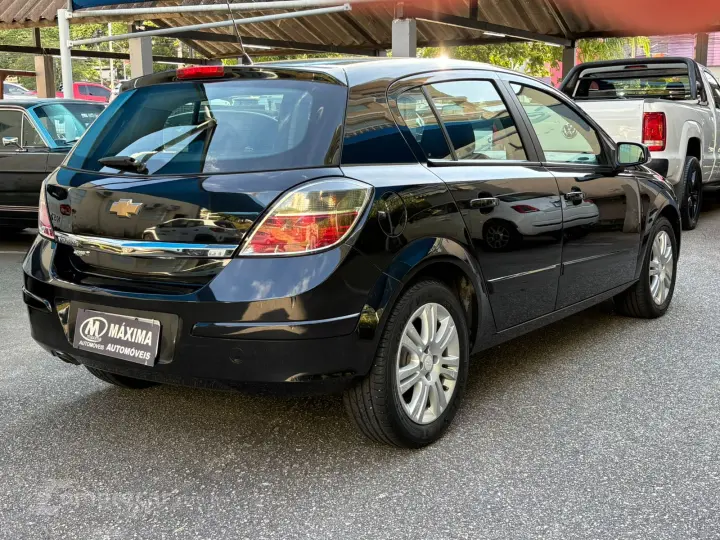 VECTRA 2.0 MPFI GT Hatch 8V