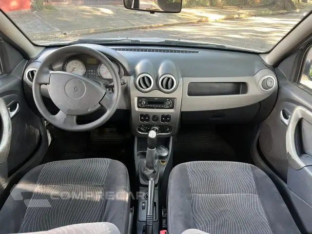 SANDERO - 1.6 PRIVILÉGE 8V 4P MANUAL