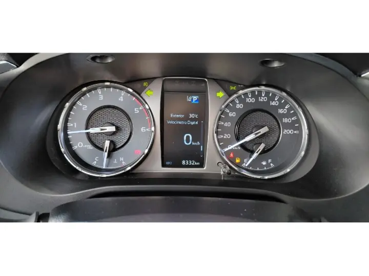 HILUX 2.8 D-4D TURBO DIESEL CD SRX 4X4 AUTOMÁTICO