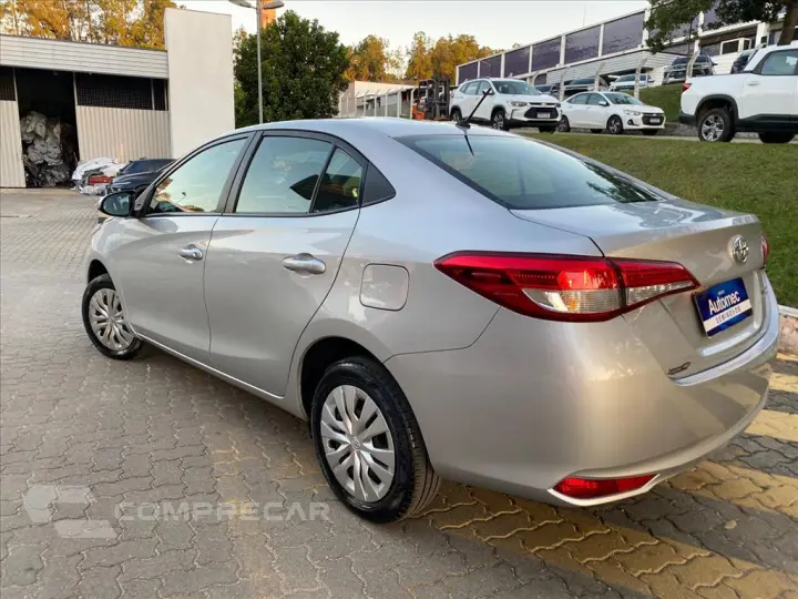 YARIS 1.5 16V FLEX SEDAN XL MULTIDRIVE