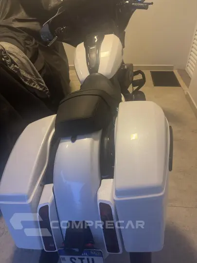STREET GLIDE ESPECIAL