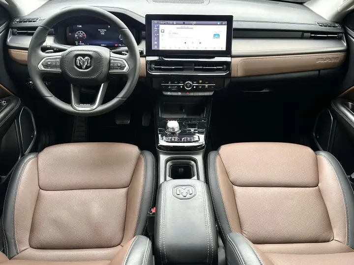 RAMPAGE 2.0 TURBO DIESEL LARAMIE 4X4 AUTOMÁTICO