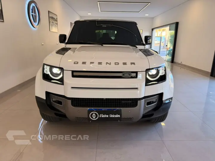 Defender 110 3.0 24V 4P D300 TURBO DIESEL MHEV HSE 110 AWD A