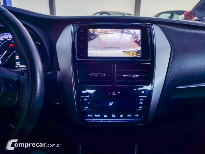 YARIS 1.5 16V Sedan XLS Connect