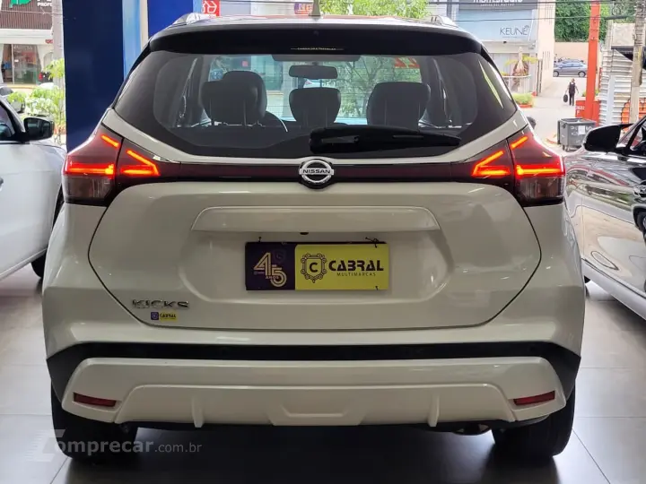 KICKS Advance 1.6 16V Flex Aut.