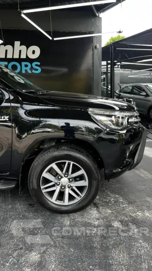 Hilux Caminhonete 2.8 16V SRX 4X4 DIESEL CABINE DUPLA AUTOMÁ