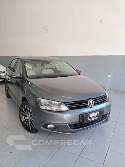 JETTA Highline 2.0 TSI 16V 4p Tiptronic