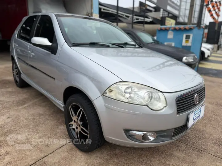 Palio ELX 1.4 Fire/30 Anos F. Flex 8V 4p
