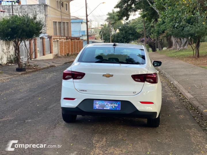ONIX SEDAN Plus LT 1.0 12V Flex 4p Mec.