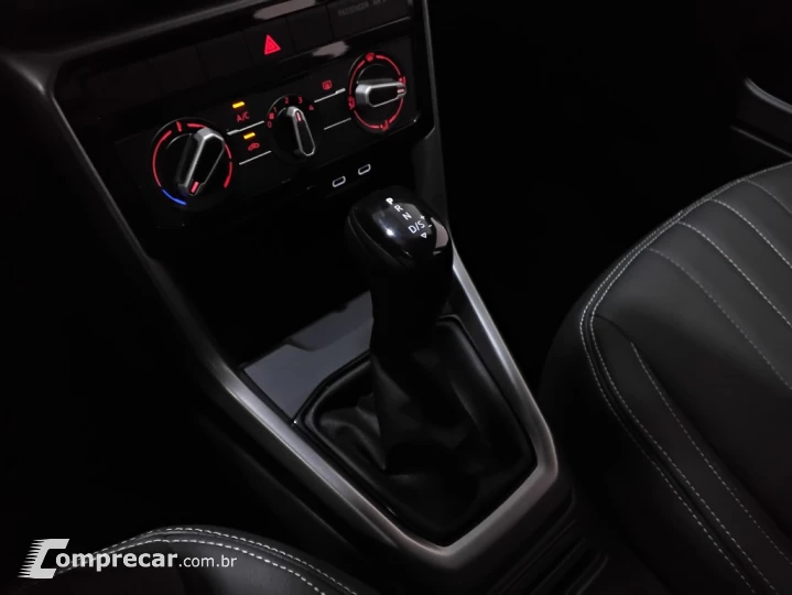 T-CROSS 1.0 200 TSI TOTAL FLEX AUTOMÁTICO