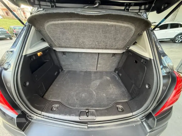 TRACKER LTZ 1.8 16V Flex 4x2 Aut.
