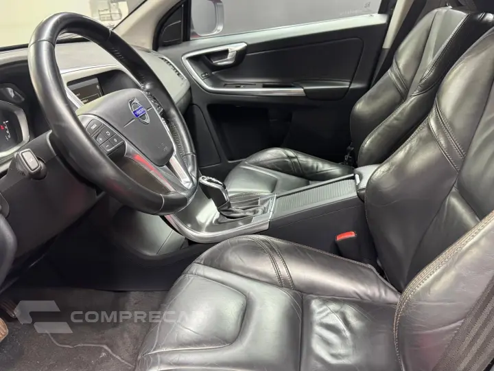 XC60 2.0 T5 DYNAMIC FWD TURBO GASOLINA 4P AUTOMÁTICO