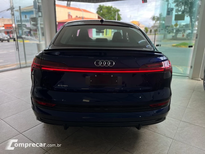 E-TRON ELÉTRICO SPORTBACK PERFORMANCE QUATTRO