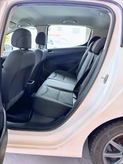 308 Active 1.6 Flex 16V 5p mec.