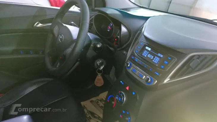 HB20S 1.6 COMFORT PLUS 16V FLEX 4P AUTOMATICO