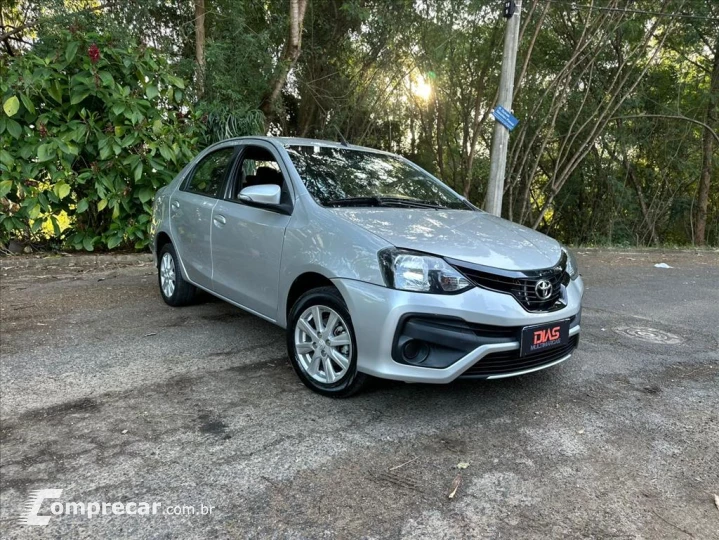 ETIOS 1.5 X PLUS SEDAN 16V FLEX 4P AUTOMÁTICO