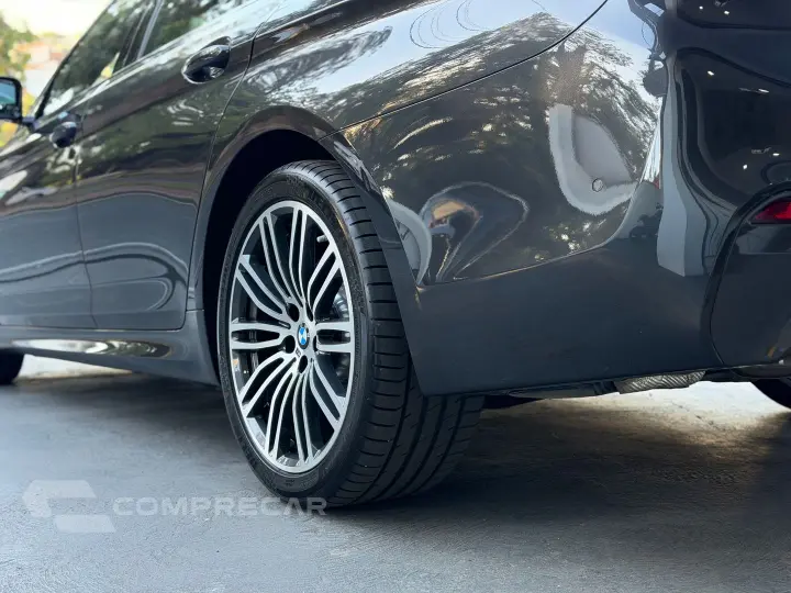 530E 2.0 16V Twinpower Híbrido M Sport Automático