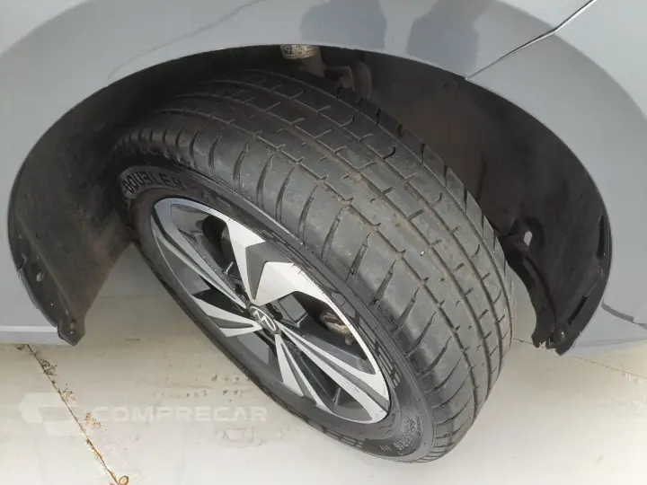 VIRTUS 1.0 12V 200 TSI COMFORTLINE FLEX AUTOMÁTICO