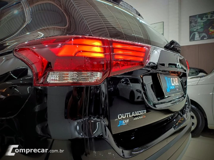 OUTLANDER 3.0 GT 4X4 V6 24V GASOLINA 4P AUTOMATICO