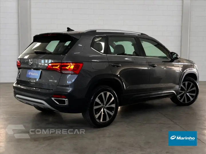 TAOS 1.4 250 TSI TOTAL FLEX HIGHLINE AUTOMÁTICO