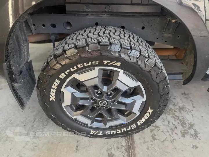 FRONTIER 2.5 Platinum 4X4 CD Turbo EL