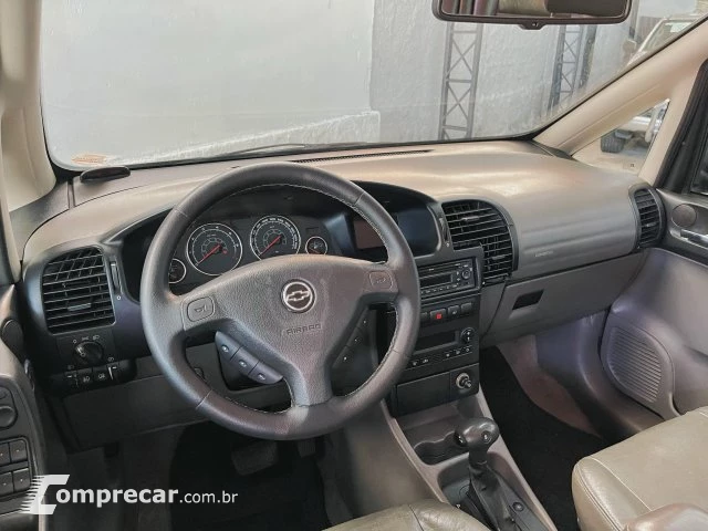 ZAFIRA - 2.0 MPFI ELITE 8V 4P AUTOMÁTICO