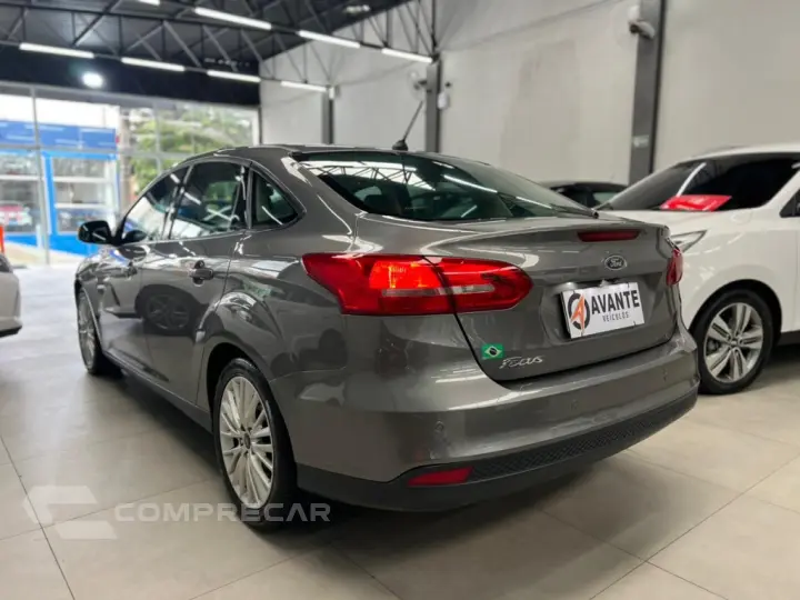 FOCUS 2.0 SE 16V FLEX 4P POWERSHIFT