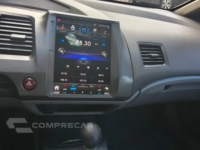 CIVIC - 1.8 LXS 16V 4P AUTOMÁTICO