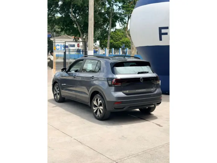 T-CROSS 1.0 200 TSI TOTAL FLEX AUTOMÁTICO