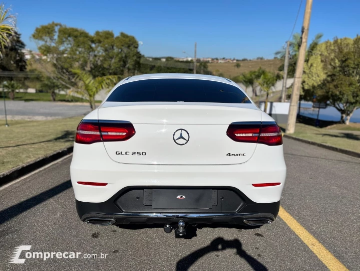 GLC 250 2.0 CGI GASOLINA COUPÉ 4MATIC 9G-TRONIC