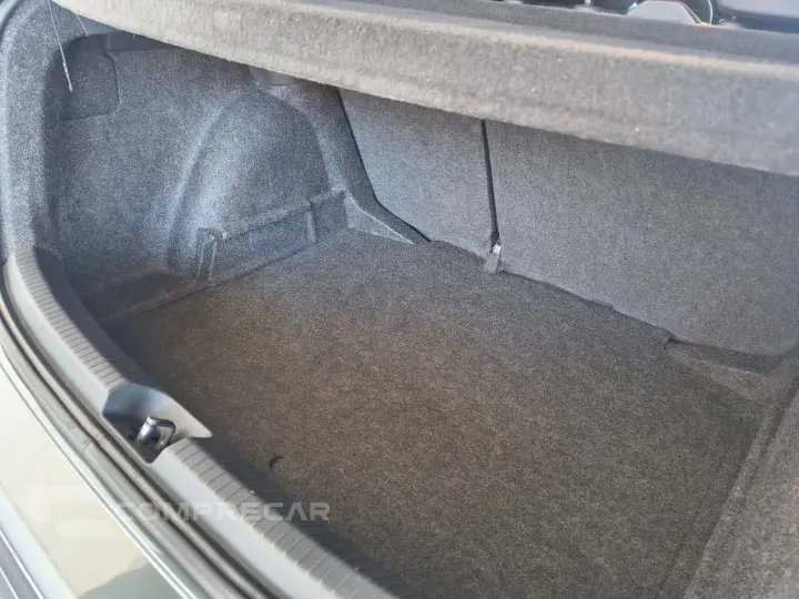 Nivus 1.0 4P FLEX 200 TSI HIGHLINE TURBO AUTOMÁTICO