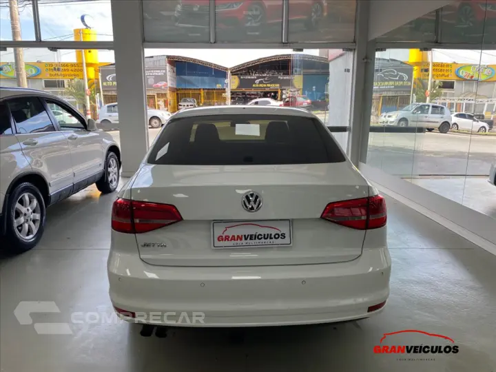 JETTA 2.0 COMFORTLINE FLEX 4P TIPTRONIC
