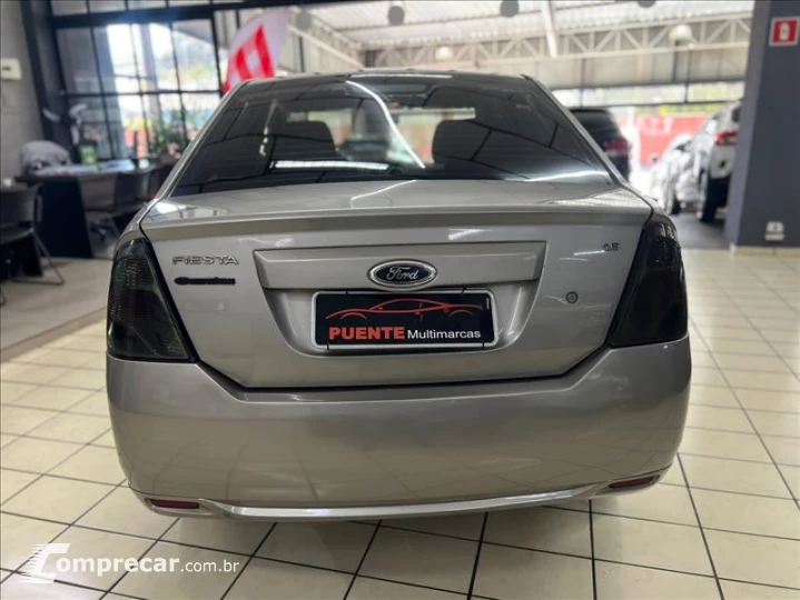 FIESTA 1.6 MPI Sedan 8V