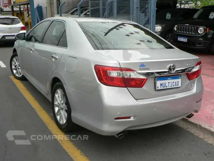 CAMRY 3.5 XLE V6 24V GASOLINA 4P AUTOMÁTICO
