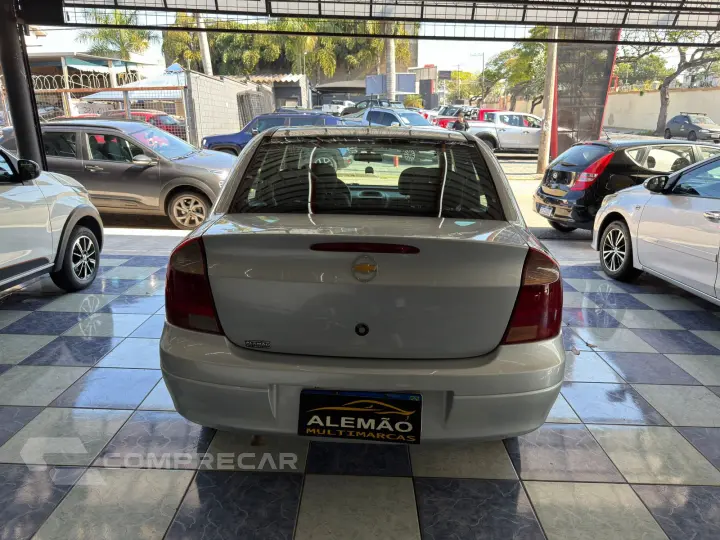 CORSA 1.4 MPFI Maxx Sedan 8V
